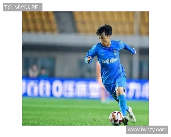 瑞士国脚杨明洋续约成都蓉城主帅徐正源获批准喜讯传来